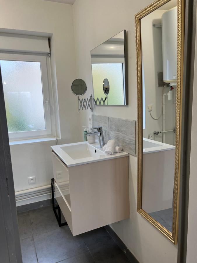 L'Auberge De La Gare, Appartements Tout Confort, Proches Gare Yzeure Exterior photo
