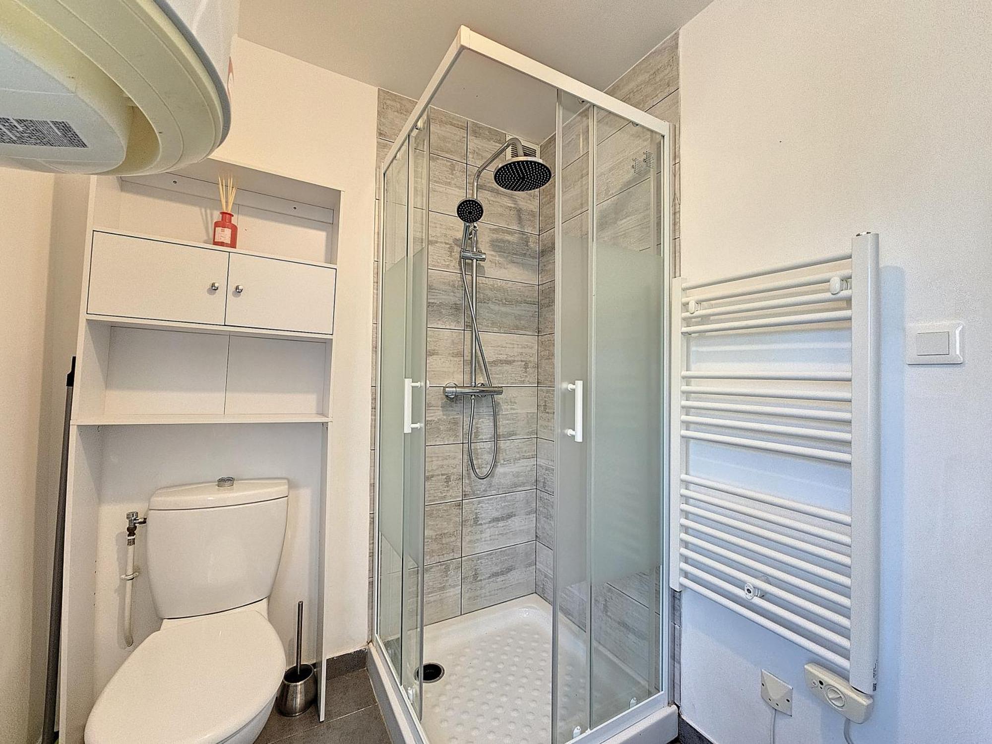 L'Auberge De La Gare, Appartements Tout Confort, Proches Gare Yzeure Exterior photo