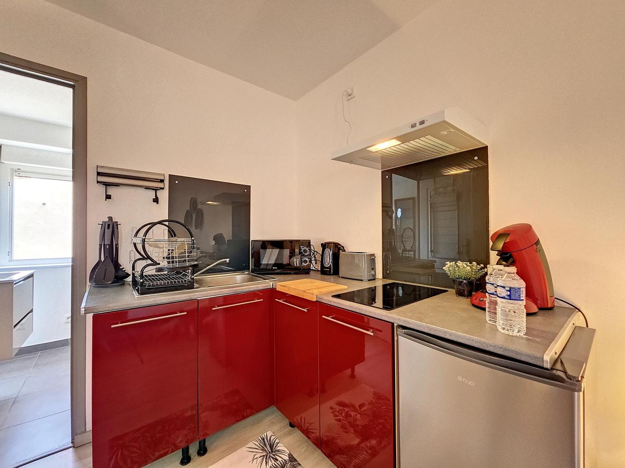 L'Auberge De La Gare, Appartements Tout Confort, Proches Gare Yzeure Exterior photo